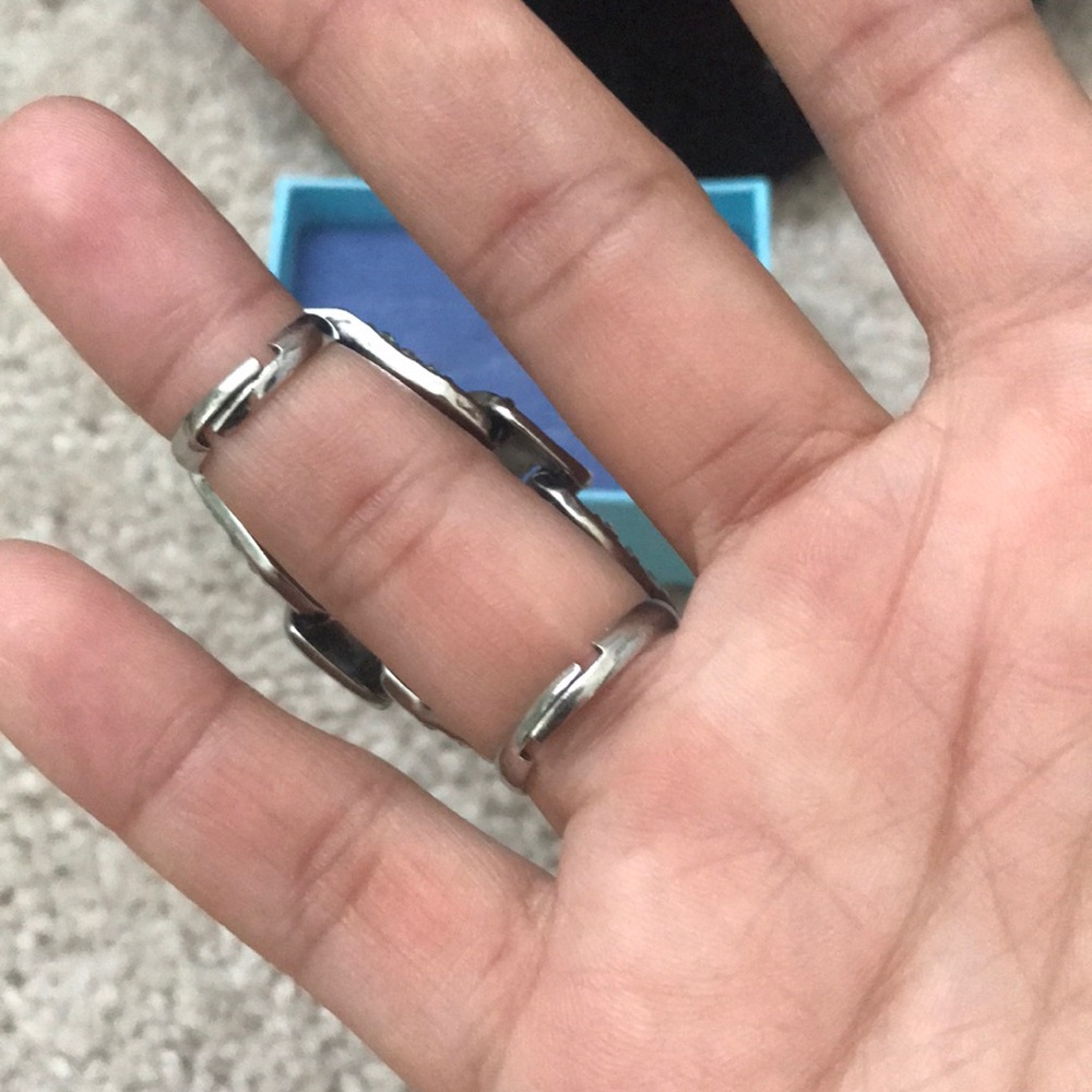 Ring - Picture 2 of 2